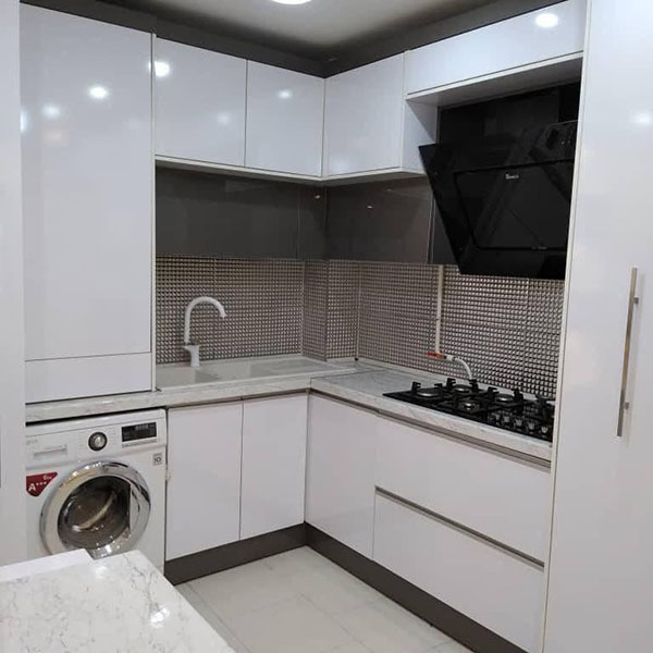 کابینت آشپزخانه هایگلاس سفید