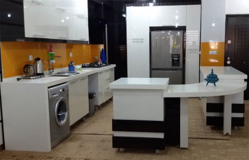 کابینت آشپزخانه هایگلاس سفید
